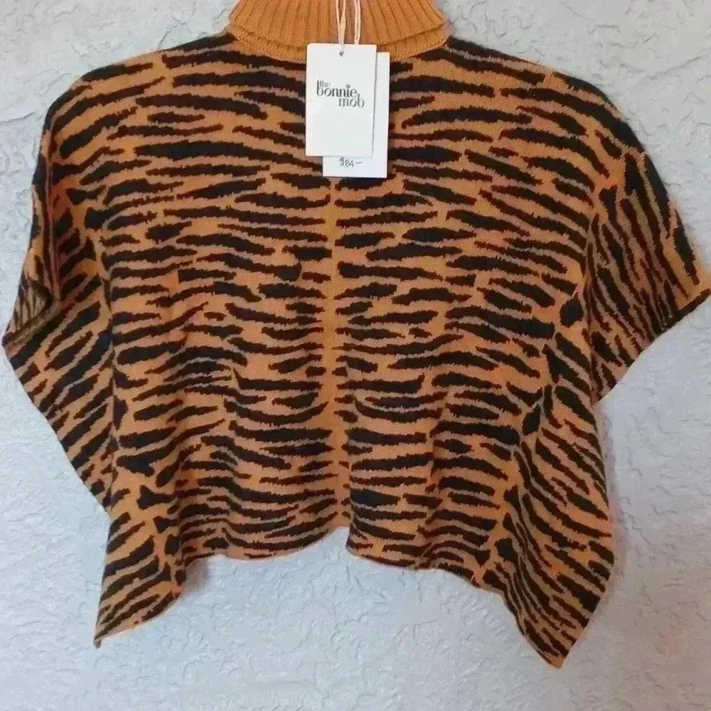 The bonnie mob tiger stripe Jaquard cape kids honey 2- 4 YR